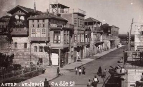 Özdemir Caddesi, Gaziantep.
