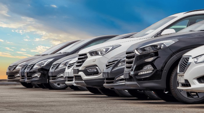 TÜKETİCİLER VE SEKTÖR YETKİLİLERİ İÇİN FİYAT İSTİKRARI
Ticaret Bakanlığı, motorlu kara taşıtı ticaretinde hayata geçirilen bu düzenlemelerle hem tüketiciler lehine fiyat istikrarını sağlamak hem de sektör yetkilileri için adil ve dengeli bir piyasa yapısını tesis etmek amacıyla çalışmalarını titizlikle sürdüreceğini belirtti. Gerekli görüldüğünde ilave tedbirlerin de alınacağı ifade edildi. Kamuoyuna saygıyla duyurulur.
