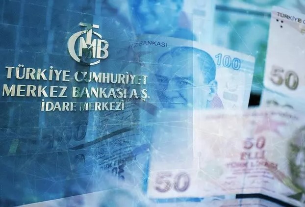 ABD VERİLERİ TAKİP EDİLİYOR
Bu hafta piyasanın odak noktasında, ABD Merkez Bankası Fed'in tercih ettiği enflasyon göstergesi olan ABD Kişisel Tüketim Harcamaları Fiyat Endeksi bulunuyor. Bu veri, bankanın faiz oranı politikasına dair ipuçları verebilir. Ayrıca, ABD'nin ilk çeyrek gayri safi yurt içi hasıla tahminleri ve bugün yapılacak olan Başkan Joe Biden ile Cumhuriyetçi rakibi Donald Trump arasındaki önemli tartışma da piyasa oyuncuları tarafından yakından izleniyor.
