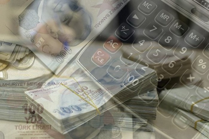 EK ARTIŞ TALEPLERİ
Emekliler, maaş zammının yanı sıra ek bir artış talebini de gündeme getiriyorlar. Ancak, Çalışma ve Sosyal Güvenlik Bakanı Vedat Işıkhan, ekstra zam ve refah payı konularında herhangi bir olumlu sinyal vermedi.
