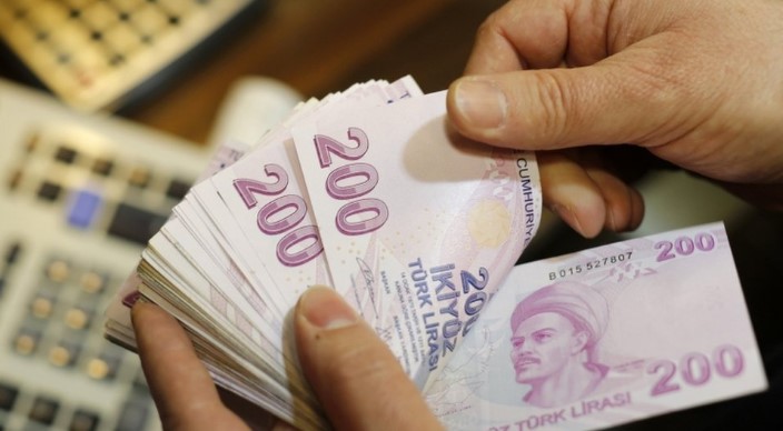 ENFLASYON VE BÜYÜME TAHMİNLERİ
Merkez Bankası'nın 2024 yılı enflasyon tahmini %38, Piyasa Katılımcıları Anketi'ndeki tahmin ise %43,52. Orta Vadeli Program'da 2024 yılı büyüme tahmini %4 olarak öngörüldü. Bu durumda, 2024 yılı güncelleme katsayısı enflasyon tahminine göre 1,3920, Piyasa Katılımcıları Anketi'ndeki tahmine göre ise 1,4472 olacak.
