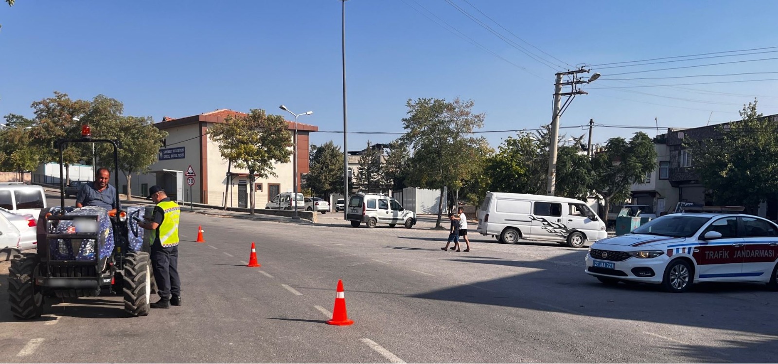 Gaziantep’te Özel Denetimde 127 Sürücüye Ceza Yağdı! (4)