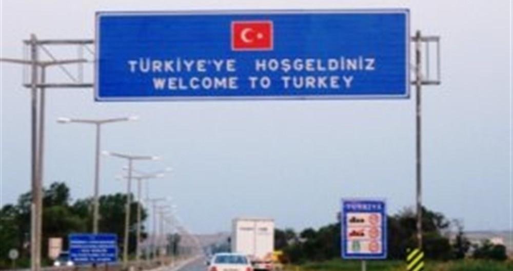 Bu düzenleme, Türkiye ile Romanya arasındaki ilişkileri daha da güçlendirecek ve iki ülke vatandaşları arasındaki turistik ve ticari seyahatlerin artmasına katkıda bulunacak. Romanya vatandaşlarına getirilen bu vize muafiyeti, Türkiye'nin turizm potansiyelini artırmaya yönelik adımlarından biri olarak öne çıkıyor. Aynı zamanda, Türkiye’nin dış ilişkilerdeki esnek ve işbirlikçi tutumunu da gösteriyor.