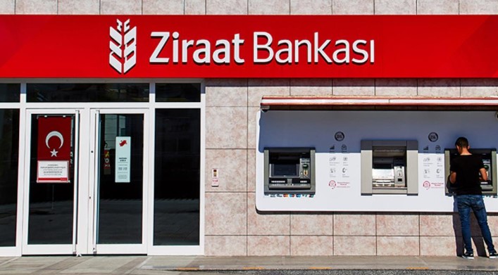 KAMPANYA DETAYLARI: NASIL YARARLANABİLİRSİNİZ?
Bankkart’ın emeklilere sunduğu bu cazip fırsattan yararlanmak oldukça kolay. Kampanya süresi boyunca Bankkart kredi kartı veya banka kartı ile market sektöründeki Bankkart anlaşmalı üye işyerlerinde yapılacak her 750 TL ve üzeri alışverişte, kullanıcılar 75 TL değerinde Bankkart Lira kazanacaklar. Bu kampanya kapsamında toplamda 1.500 TL'ye kadar Bankkart Lira kazanma imkanı mevcut.

