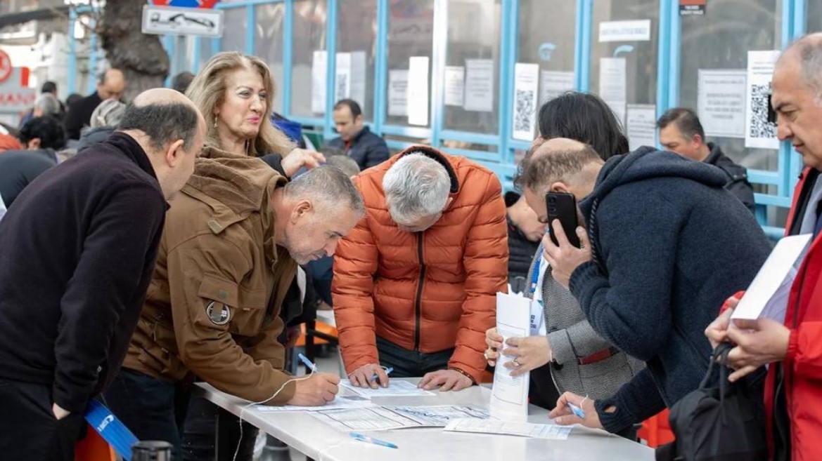 Sgk Duyurdu O Belgeyi Vermeyen Emekliye Artik Odeme Yapilmayacak