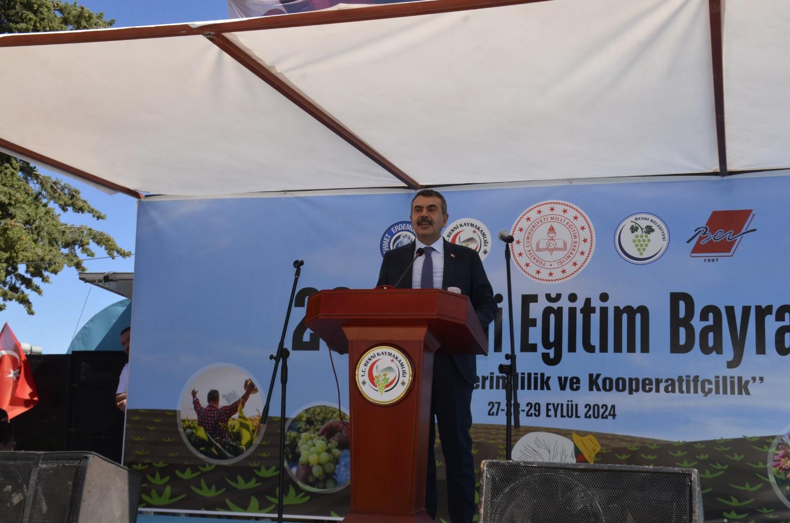 Dünyanın ilk ve tek “Eğitim Bayramı"