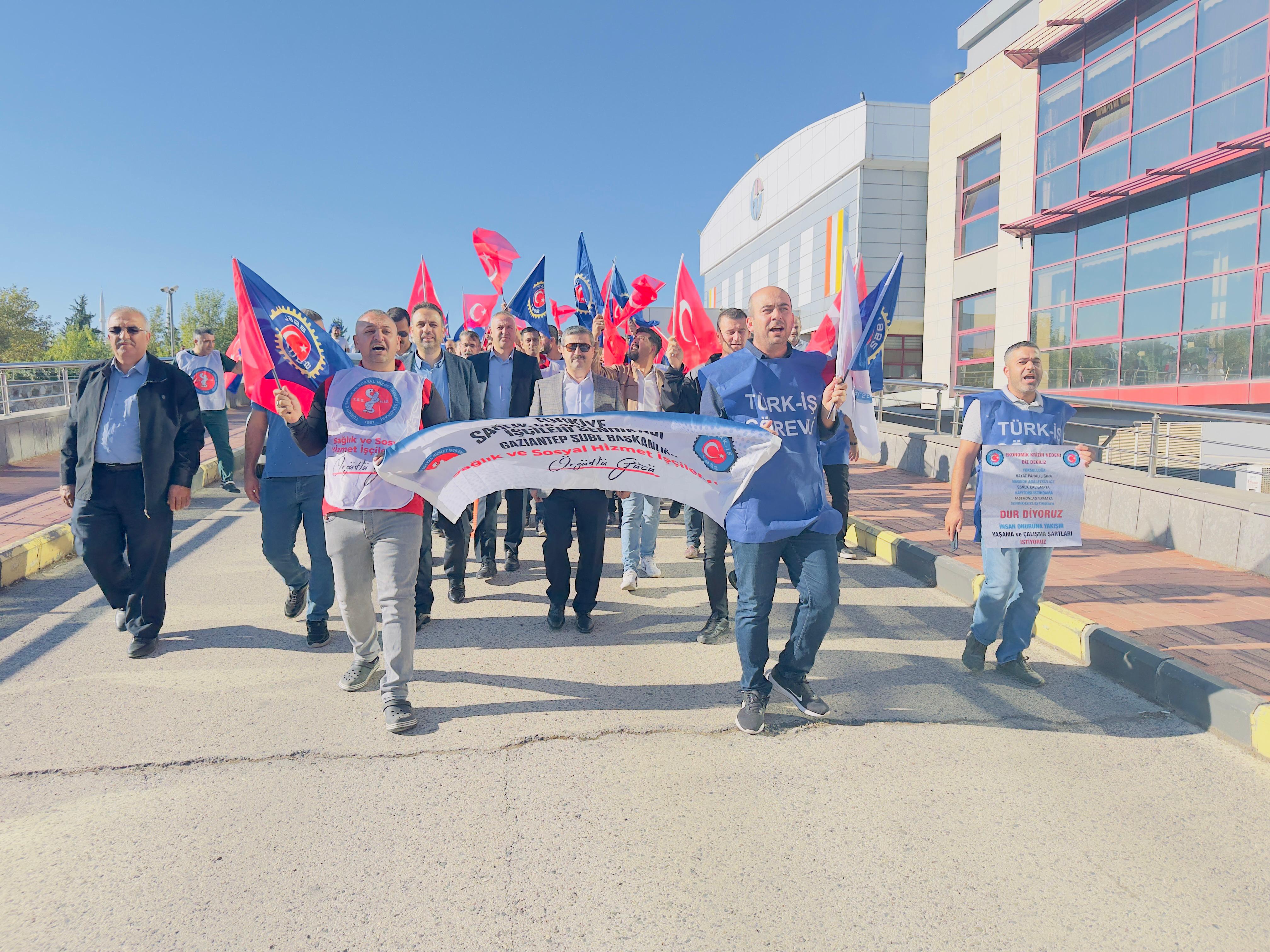 Türk İş’ten Gaziantep’te Oturma Eylemi (3)