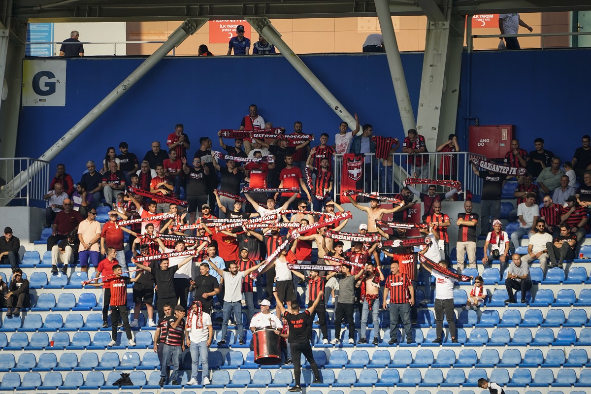 Gaziantep Fk Taraftar (1)