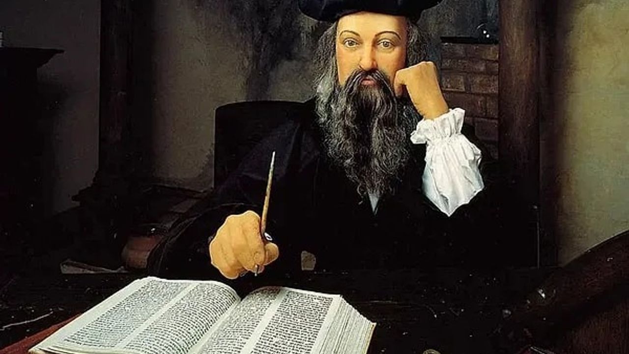 DİJİTAL KIYAMET: SİBER SALDIRILARLA GELEN KAOS
Nostradamus’un 2025 yılı için bir diğer ürkütücü öngörüsü ise siber dünyayla ilgili. Kahin, küresel çapta siber saldırıların dünya genelinde ciddi krizlere yol açacağını tahmin ediyor. Özellikle elektrik şebekeleri, finansal sistemler ve iletişim ağları gibi hayati öneme sahip altyapıların çökeceği bir "dijital kıyamet" öngörülüyor. Nostradamus’un “bilinmeyen ellerden” gelen bu saldırıları, küresel bir siber isyan olarak nitelendirmesi ise bu olayların boyutunun ne kadar büyük olabileceğine işaret ediyor. Finansal sistemlerin çökmesi ve iletişim ağlarının kesilmesi, dünya genelinde büyük kaoslara yol açabilir.
