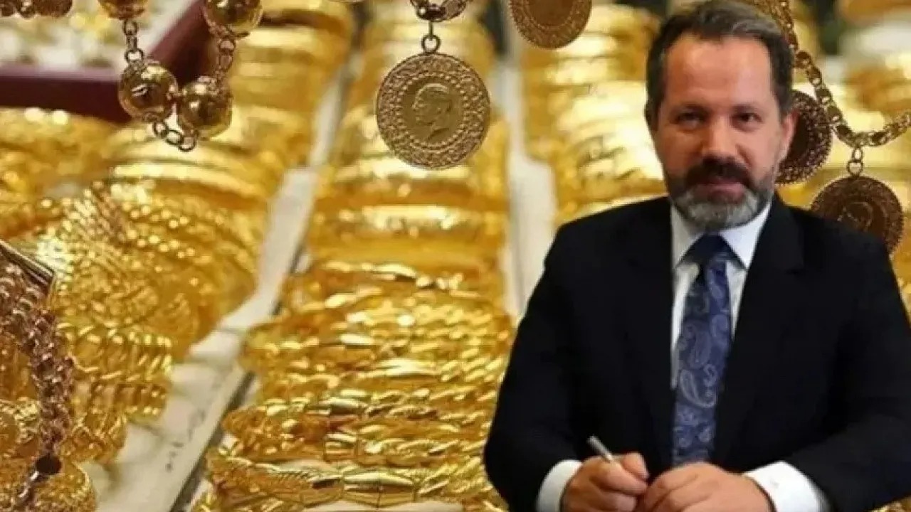 GÜMÜŞ YATIRIMI NASIL YAPILIR?
Gümüşe yatırım yapmak isteyenlerin fiziki olarak Kapalı Çarşı’dan alım yapabileceği gibi, bankalarda gümüş hesabı açarak veya rafinerilerin dijital platformları üzerinden de alım-satım işlemlerini gerçekleştirebileceği belirtiliyor. İnternet üzerinden sipariş vererek gümüşe yatırım yapabilen yatırımcılar, hem fiziki hem de dijital platformlarda bu değerli metale ulaşabiliyorlar. Bu noktada, dijital platformlar yatırımcılar için oldukça cazip bir alternatif olarak öne çıkıyor.
