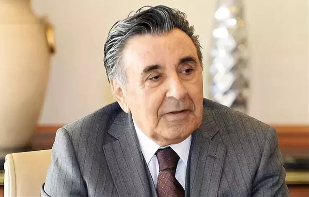 - Aydın Doğan (1.2 milyar dolar)