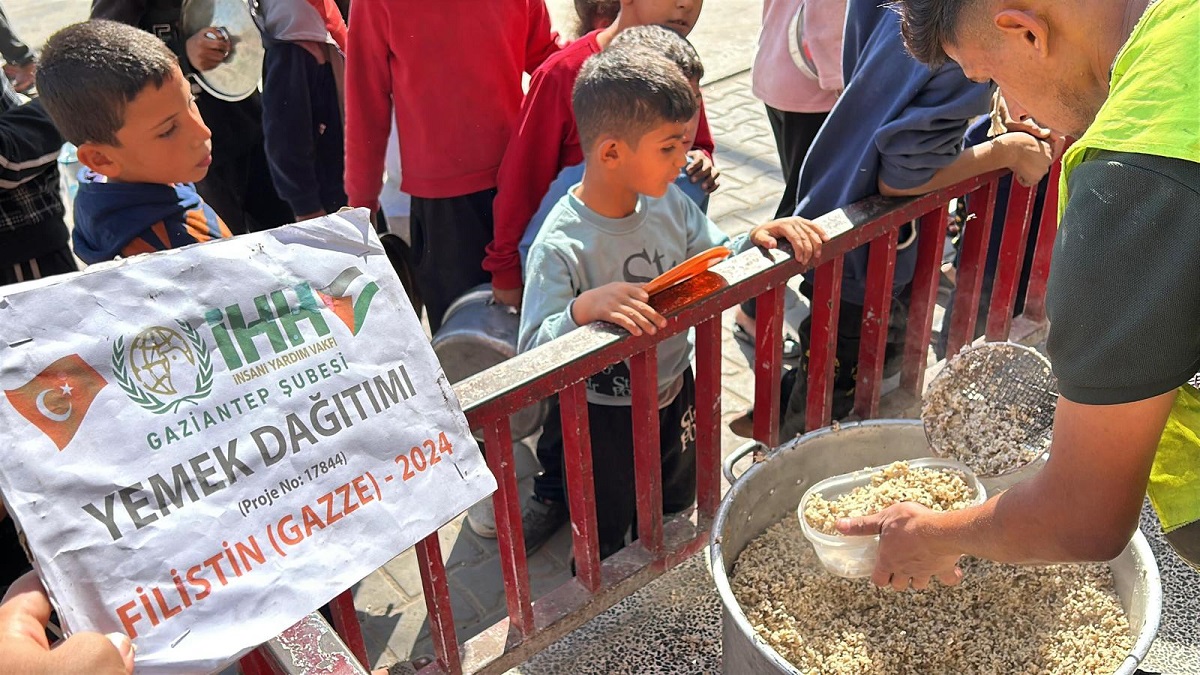 İhh Gaziantep Hayır Çarşısı Gelirleri Gazze’de Destek Oldu (1)