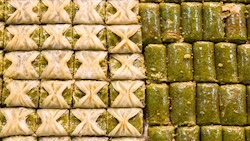 Fıstıklı sarma