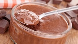 Chocolate mousse (Mousse au chocolat)