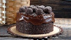 Bolo de brigadeiro