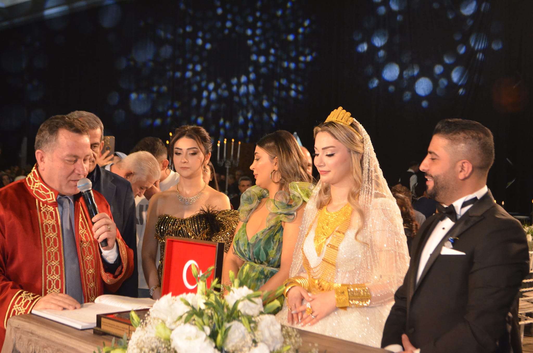 ÇİFTİN NİKAHINI ALİ DOĞAN KIYDI