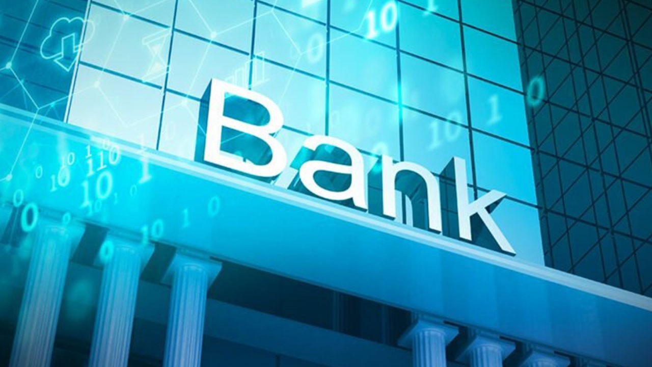 BANKALARIN HESAP BAKIM ÜCRETLERİ NE KADAR OLACAK?
Garanti Yatırım’ın yıllık hesap bakım ücreti 500 TL olarak belirlenirken, Yapı Kredi Yatırım bu ücreti 790 TL, Halk Yatırım ise 390 TL olarak duyurdu. Bankalar, bu ücretleri altı ayda bir tahsil edeceklerini ve müşterilerine bu konuda bilgilendirme mesajları gönderdiklerini belirtti.
