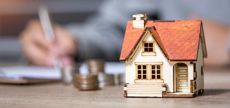 BANKALARIN GÜNCEL FAİZ ORANLARI
14 Ocak 2025 itibarıyla 120 ay vadeli konut kredisi sunan bankaların güncel faiz oranları şu şekilde sıralanıyor:

