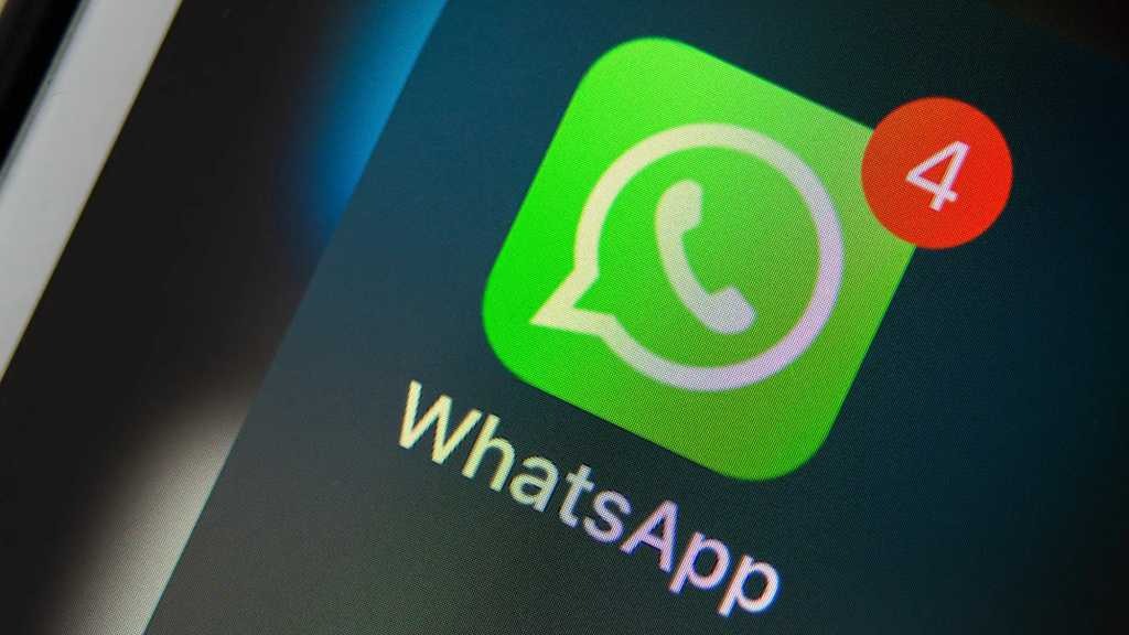 KULLANICILAR NE YAPMALI?
WhatsApp, cihazlarını değiştirmek isteyen kullanıcılara, hesap bilgilerini ve mesajlarını kaybetmemeleri için dikkatli bir yedekleme yapmalarını öneriyor. Cihaz değişikliğinde, mevcut WhatsApp verilerini yeni bir telefona aktarmak oldukça kolay bir süreç olarak sunuluyor. Kullanıcılar, WhatsApp’ın resmi web sitesindeki yönergelerden faydalanarak bu işlemi sorunsuz bir şekilde gerçekleştirebilir.
