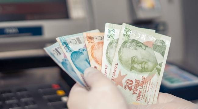 Halkbank
Halkbank, emeklilere sunduğu promosyonlarla dikkat çekiyor.
10.000 TL-14.999 TL: 8.000 TL
15.000 TL-19.999 TL: 10.000 TL
20.000 TL ve üzeri: 12.000 TL
