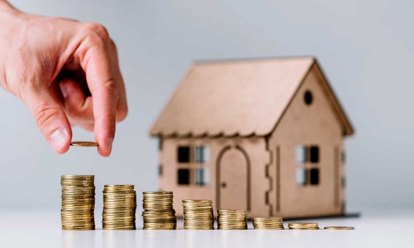 BANKALARIN KONUT KREDİSİ FAİZLERİ GÜNCELLENDİ
Merkez Bankası'nın faiz kararlarıyla birlikte bankalar da konut kredisi faizlerini yeniden belirledi. Son yapılan güncellemelerle birlikte 120 ay vadeli konut kredisi için en düşük faiz oranı yüzde 2,79, 60 ay vadeli krediler için ise yüzde 2,84 olarak belirlendi. Uzmanlar, faiz oranlarında bir miktar düşüş yaşansa da bu seviyelerin hala vatandaşlar için erişilebilir olmadığını belirtiyor.
