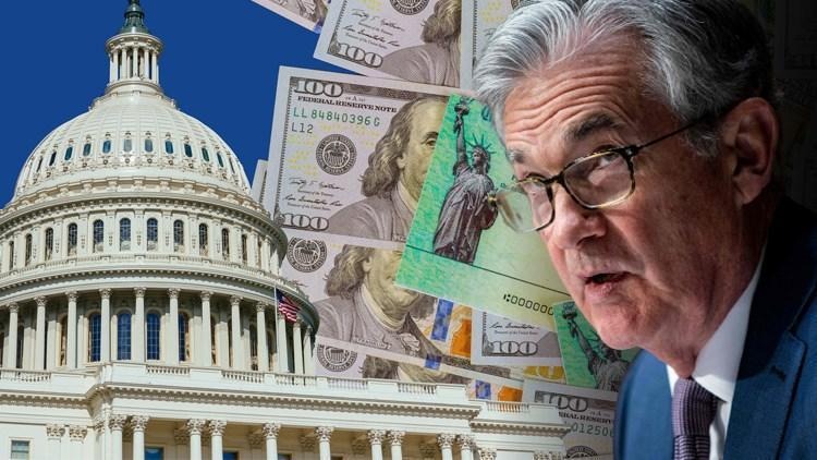 YATIRIMCILARIN BEKLENTİLERİ VE FAİZ POLİTİKASINA ETKİLERİ
Piyasalarda, Fed’in faiz kararına ilişkin belirsizlikler devam ediyor. Ancak birçok yatırımcı, faizlerin sabit tutulmasının mevcut ekonomik ortamda en doğru karar olacağını düşünüyor. Aralık ayındaki Fed toplantısının tutanakları incelendiğinde, yetkililerin büyük çoğunluğunun faiz oranlarını dikkatle yönetmeye devam edeceği anlaşılıyor. Özellikle, bazı Fed üyelerinin Trump’ın ekonomik politikalarının yarattığı riskleri göz önünde bulundurarak temkinli bir tutum sergiledikleri görülüyor.
