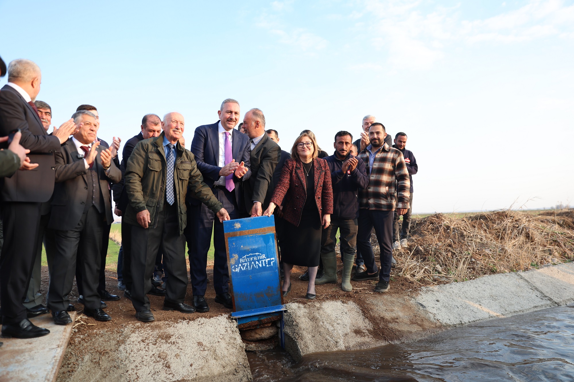 Gazi̇antep Cansuyum Projesi̇ İle Tarimsal Arazi̇ler Su İle Buluşuyor (1)