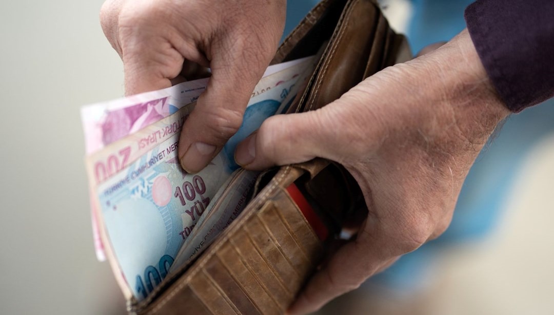 İŞ BANKASI’NDAN 12.000 TL’YE VARAN ÖDEME
İş Bankası, emekli maaşlarını taşıyan müşterilere 5.000 TL’den başlayarak 12.000 TL’ye kadar nakit promosyon sağlıyor. Emekli maaşı taşıma işlemi tamamlandıktan sonra ödeme yapılacak.
