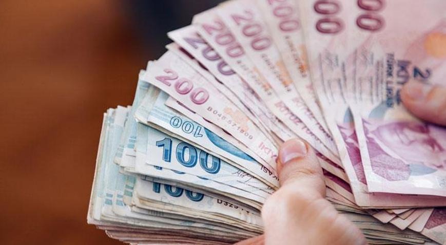 YAPI KREDİ’DEN 5.000 TL GERİ ÖDEMESİZ AVANS FIRSATI
Yapı Kredi’nin sunduğu bu özel kampanyadan, bankaya ilk kez müşteri olan bireyler faydalanabilecek. Kampanyaya katılım sağlamak isteyen kullanıcıların, "AVANS5000" kampanya kodunu kullanarak mobil bankacılık üzerinden başvuruda bulunmaları gerekiyor. Kampanya kapsamında, bireysel ihtiyaç kredisi ve kredi kartı başvurusu yaparak hesap açan müşteriler, 5.000 TL geri ödemesiz avans fırsatından yararlanabilecek.
