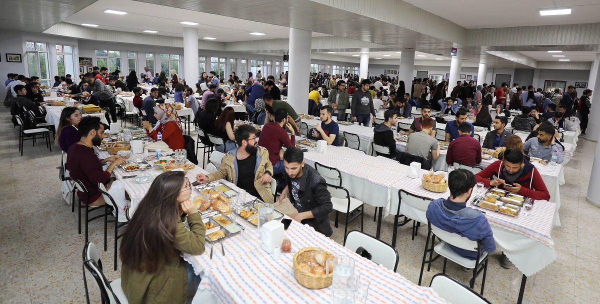 Prof. Dr. Sai̇t Mesut Doğan Gaün Yemekhanesi̇ İftar Ve Sahurda Açik Olacak (1)