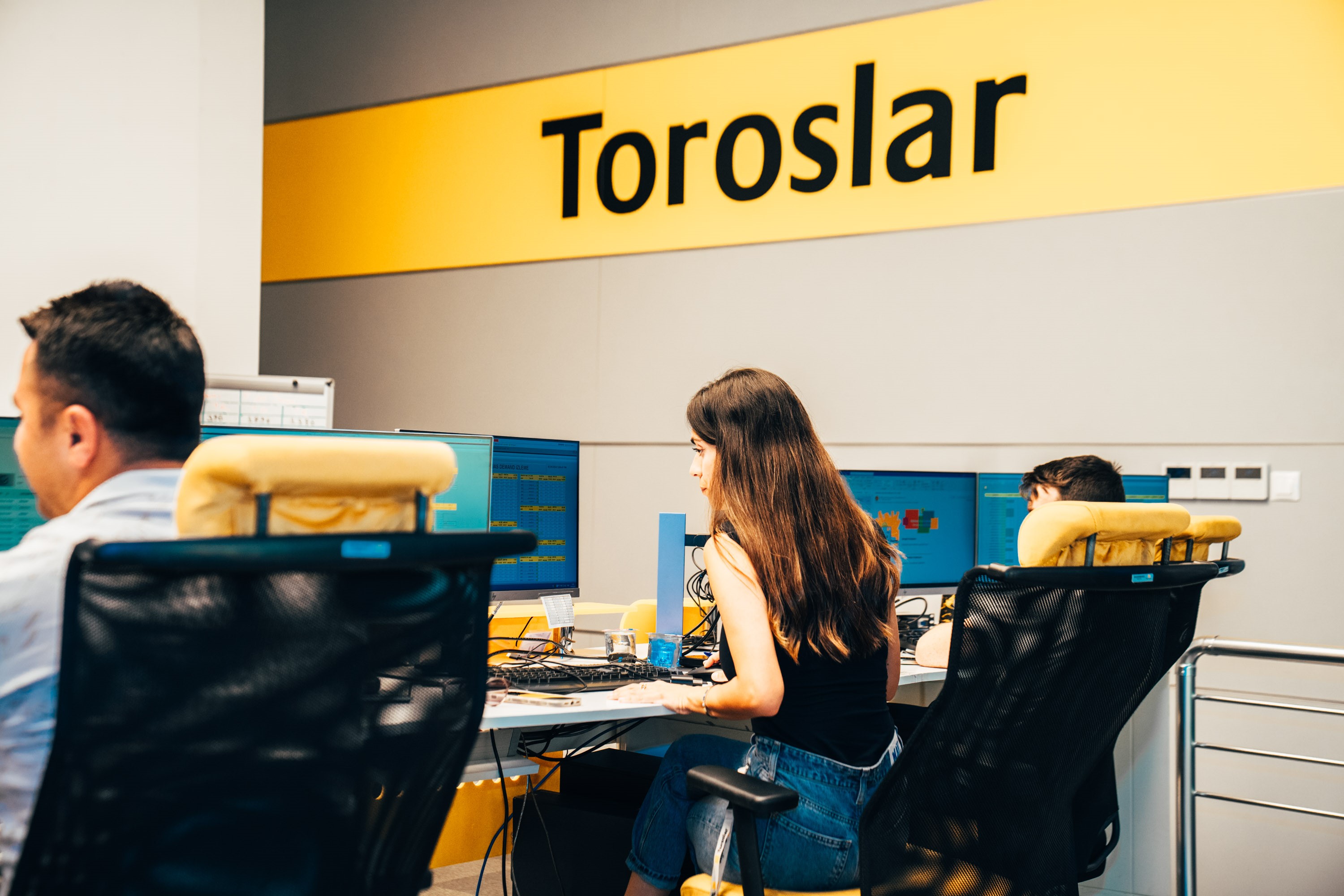 T O R O S L A R2