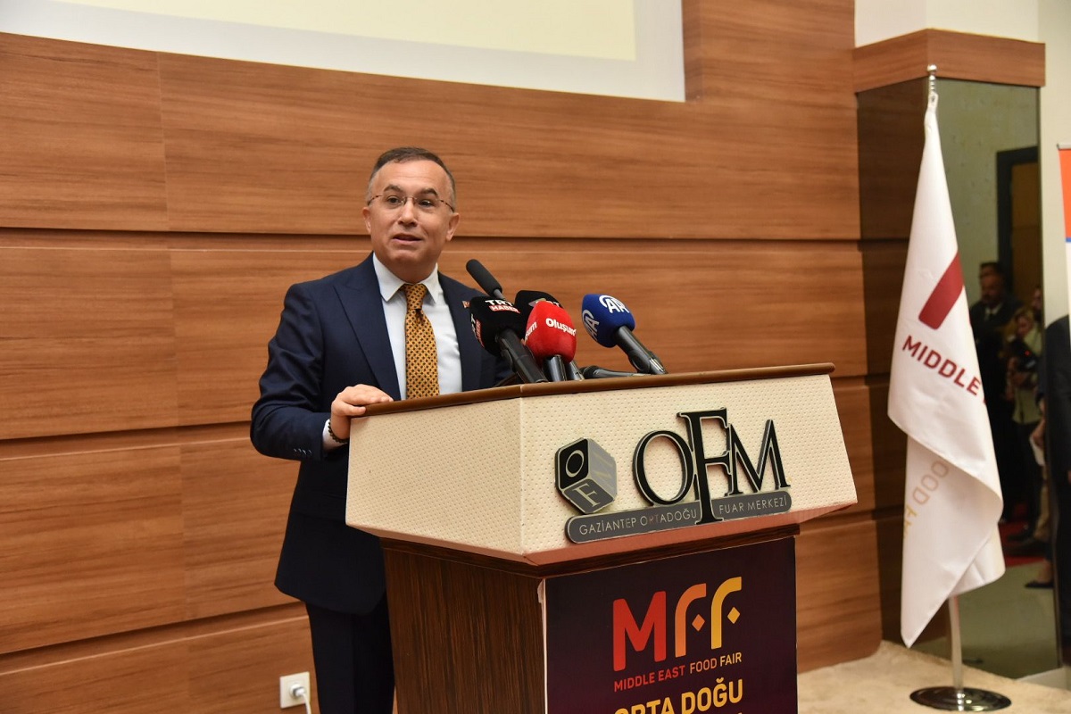 7 Gazi̇antep Vali̇si̇ Kemal Çeber