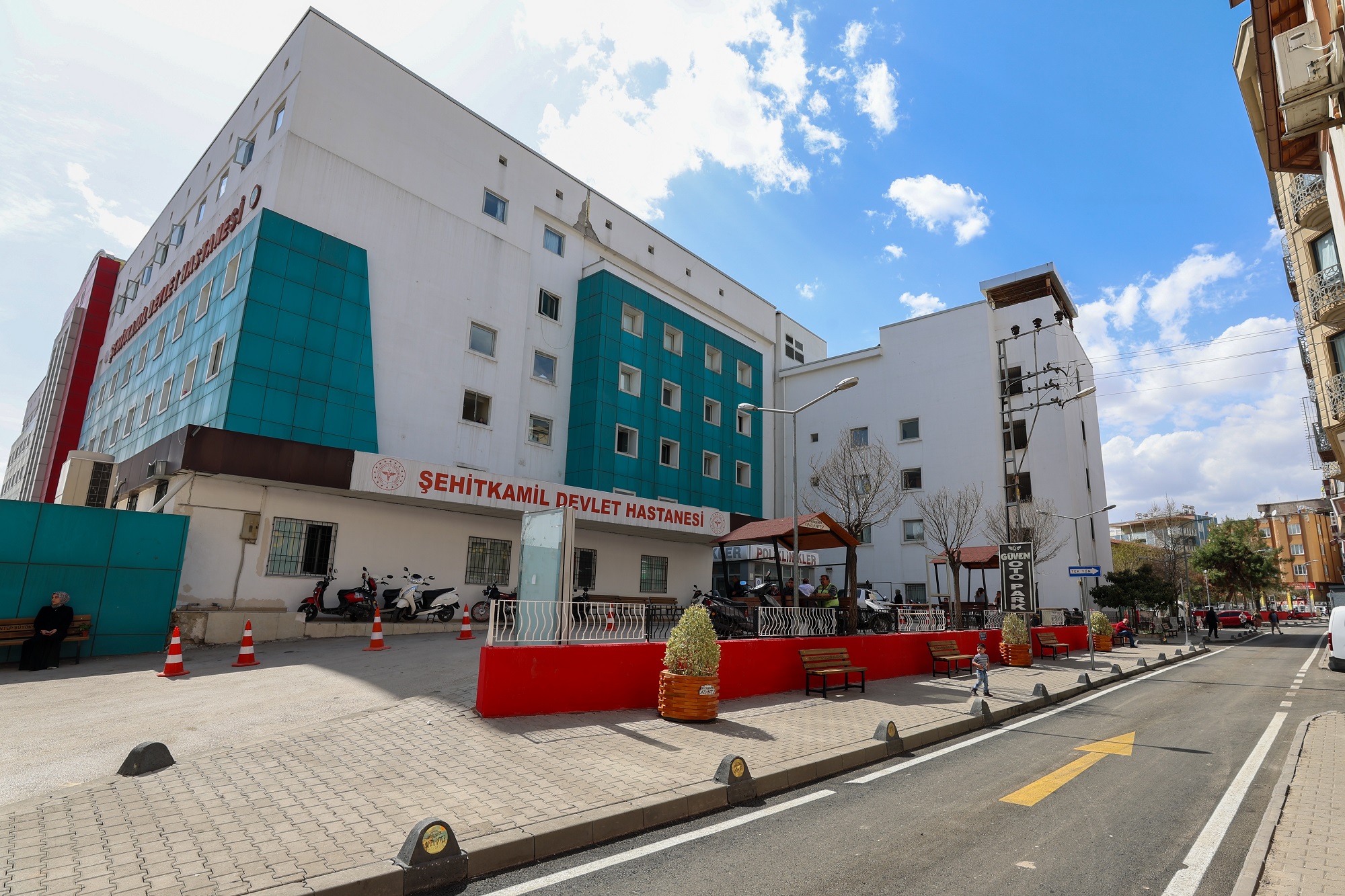 Gaziantep Buyuksehir Sehitkamil Devlet Hastanesi Ve Cetin Emec Caddesindeki Duzenlemeleri Tamamladi 3