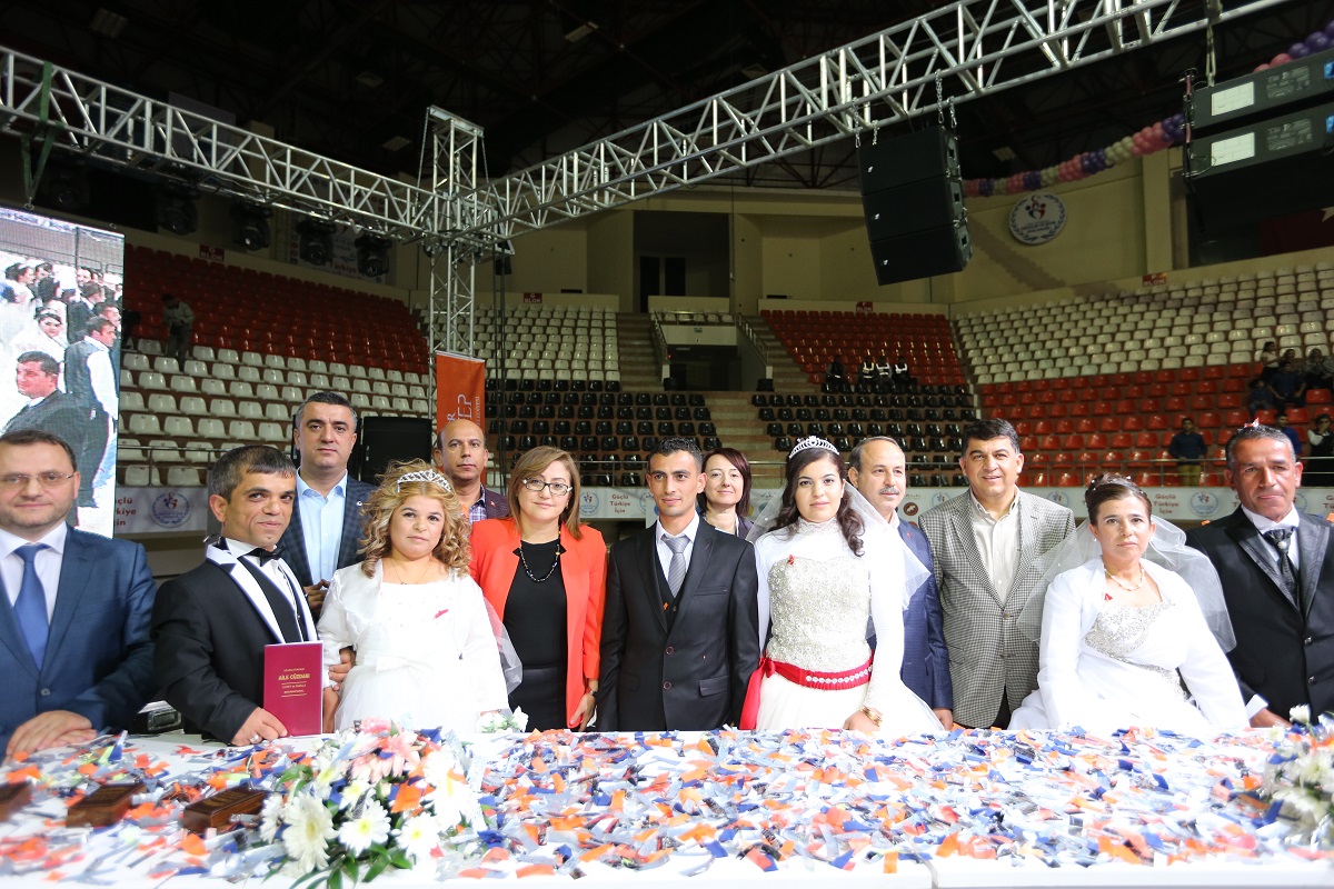 Gazi̇antep’te Yeni̇ Evli̇ Çi̇ftlere Müjde Üstüne Müjde! (1)-1