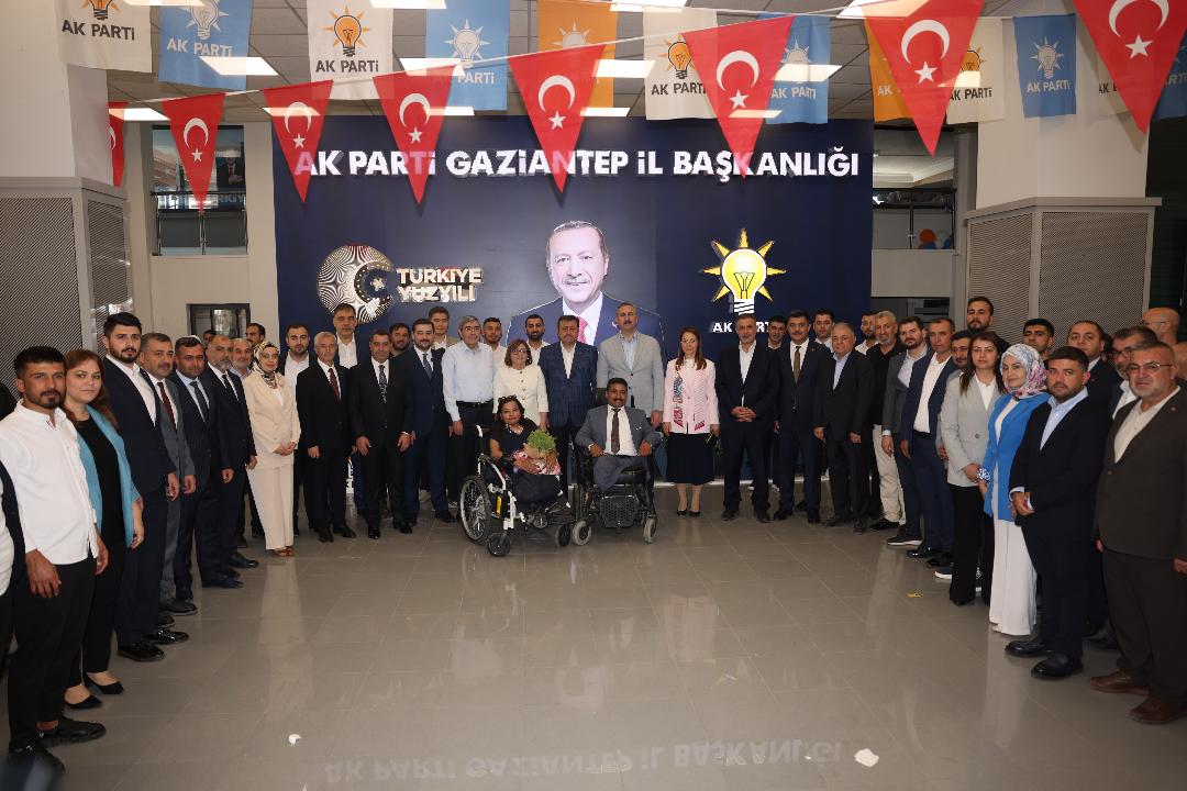AK Parti Gaziantep’te Büyük Bayram Coşkusu