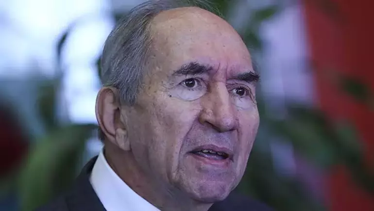 Aslı Öymen babasının ölüm sebebini açıkladı!