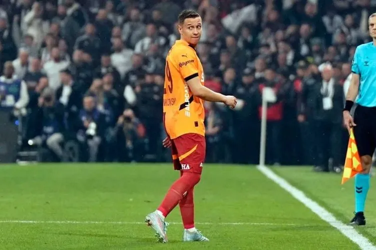 0X0 Galatasarayda 4 Isim Bavulunu Topladi 2 Yildiz Ise Karar Asamasinda 1754221331705