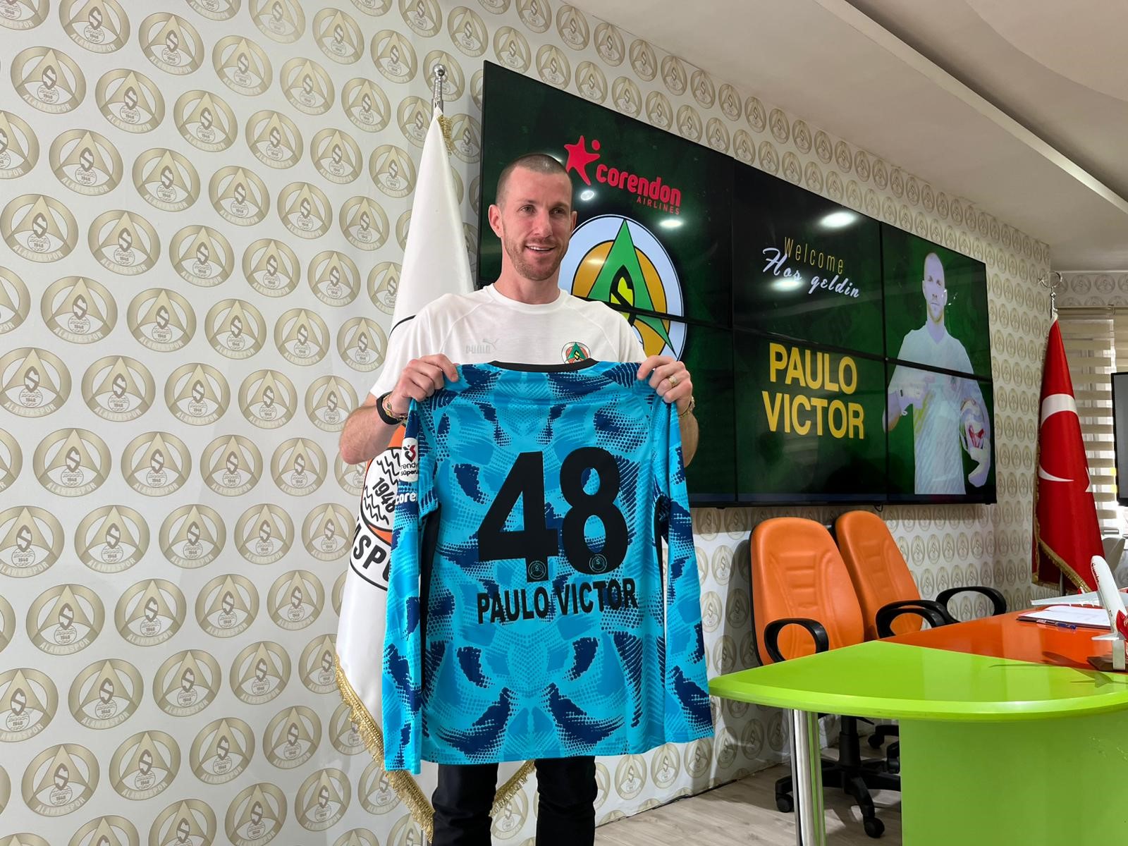 Gaziantep FK forması giyiyordu! Alanyaspor ile sözleşme imzaladı