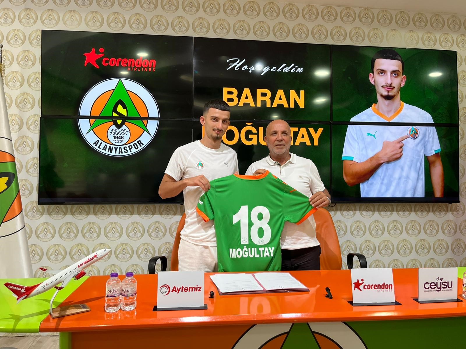 Gaziantep FK forması giyiyordu! Alanyaspor ile sözleşme imzaladı
