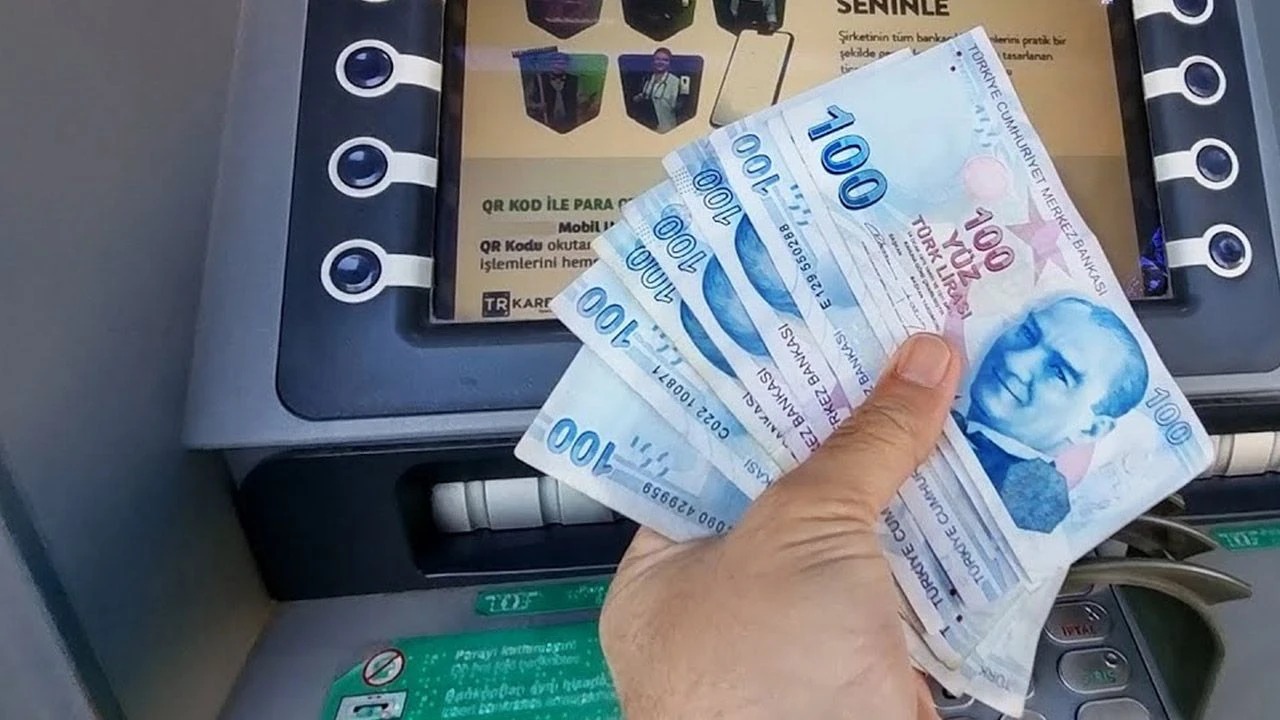 TEB
0-10.000 TL maaşa / ek promosyonlar dahil 14.000 TL
10.000-15.000 TL / 17.000 TL
15.000 TL ve 20.000 TL / 19.000 TL
20.000 TL ve üzeri / 21.000 TL alabilecek.
