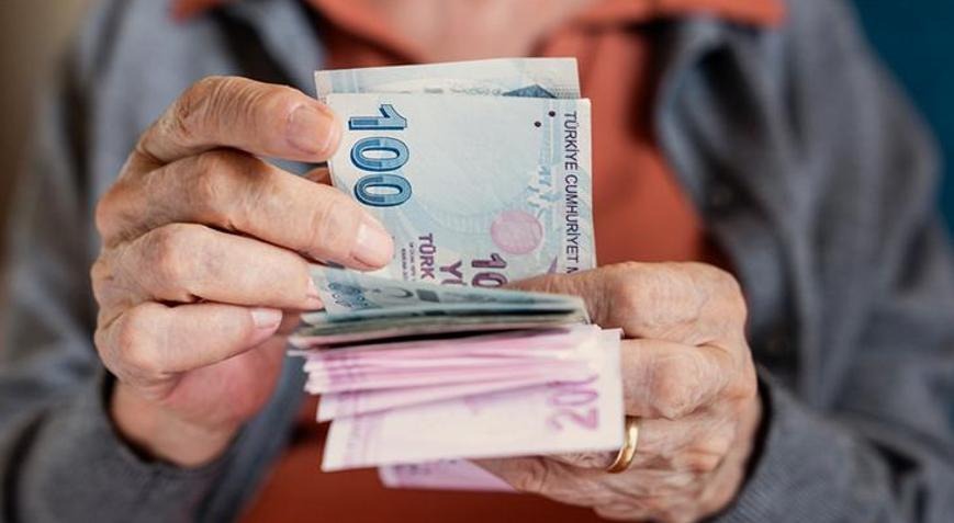 Bal, emekli maaşını taşımak isteyen emeklilere de önemli uyarılarını bildirdi.