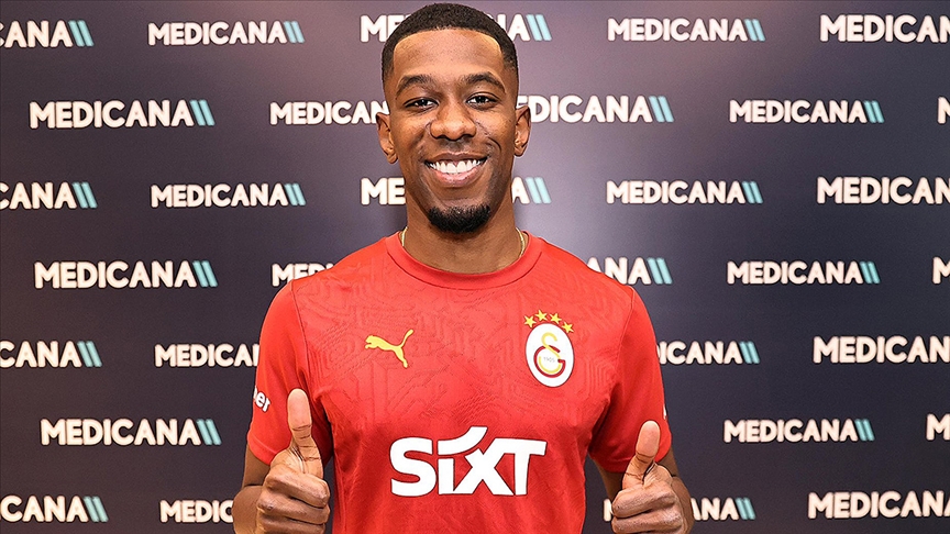 Galatasaray'da 2 ayrılık daha! Kasaya girecek rakam belli oldu