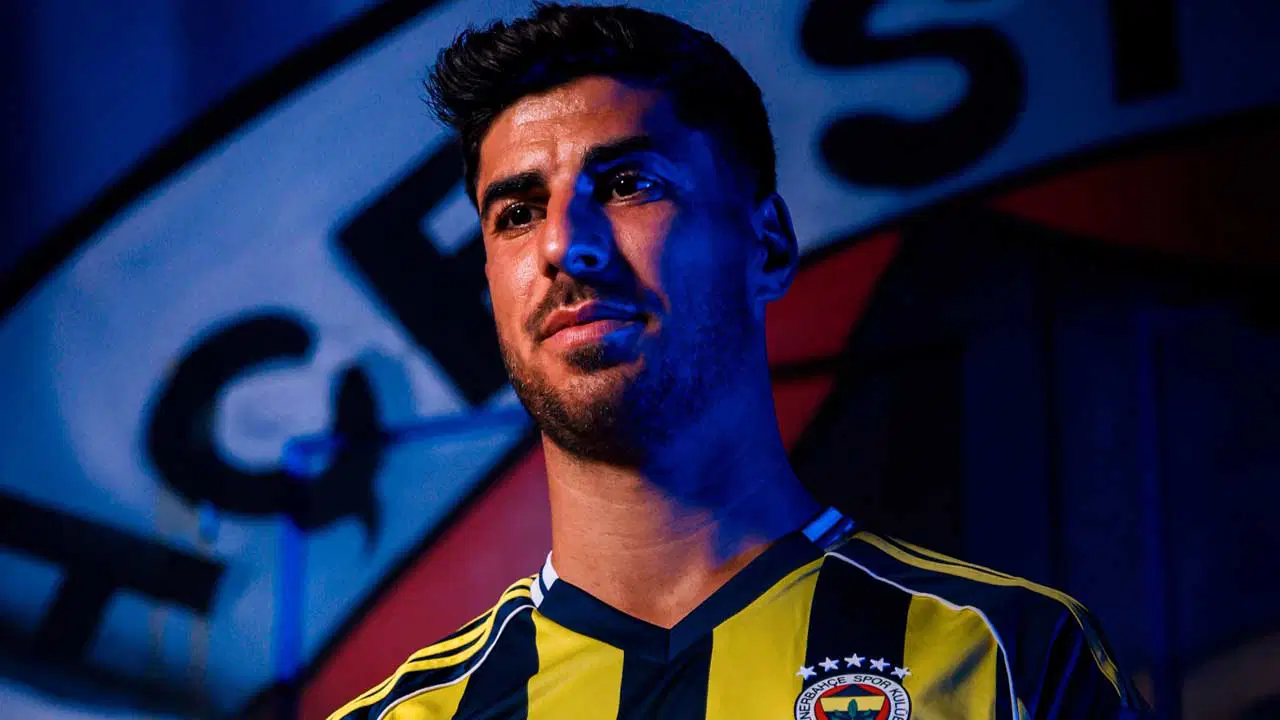 Resmi açıklama geldi! Yıldız oyuncu resmen Fenerbahçe'de!