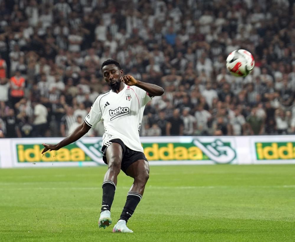 Beşiktaş'a sakatlık şoku! Son durumu açıklandı