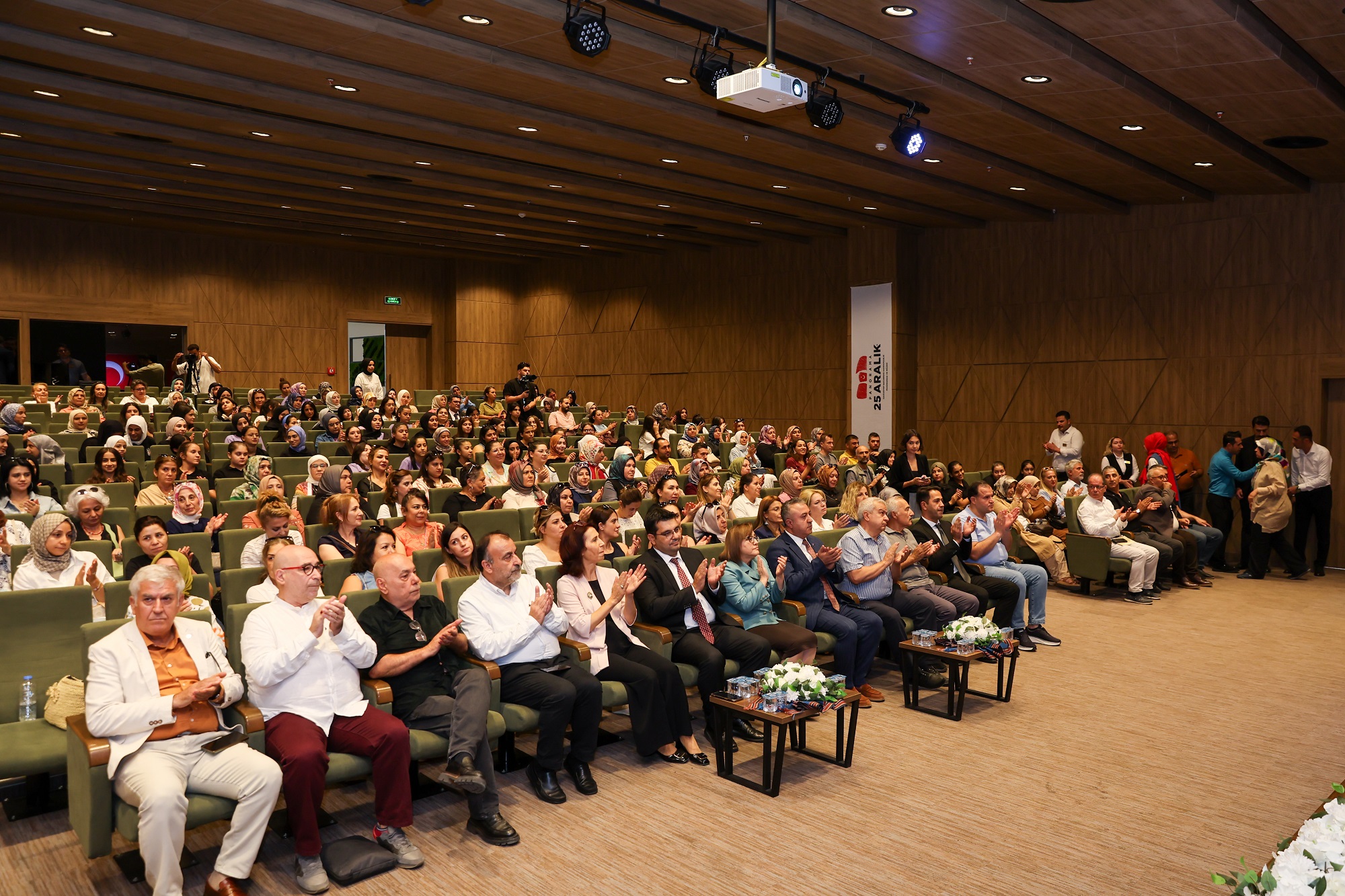 Gastroantep Kapsaminda Antep İşi̇’ni̇n Dünü, Bugünü Ve Yarini” Konulu Panel Düzenlendi̇ (2)