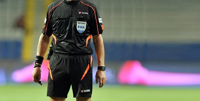 Üst Klasman Hakemi Egemen Artun
Klasman Yardımcı Hakemi Emre Kaya
Klasman Yardımcı Hakemi Eray Görgün
Klasman Yardımcı Hakemi Erdoğan Sertan Akman
Klasman Hakemi Eren Gökmen
Üst Klasman Yardımcı Hakemi Eren Öksüzler