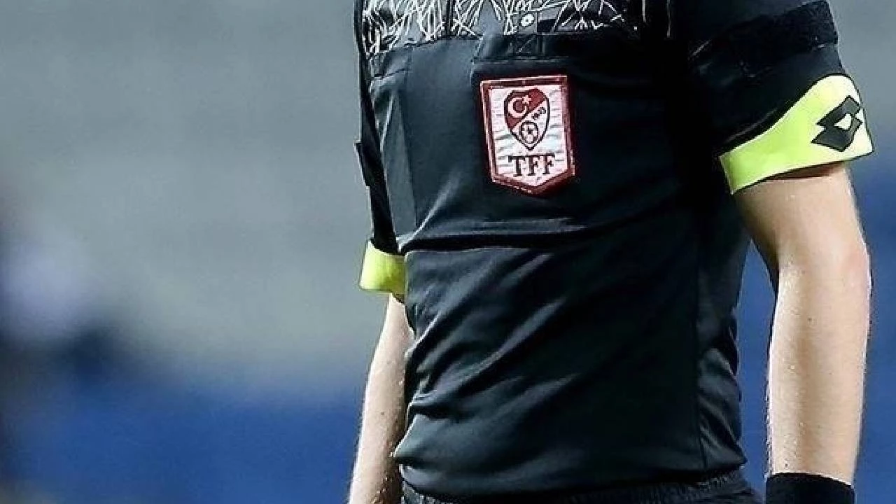 Klasman Yardımcı Hakemi Mert Öztürk
Klasman Yardımcı Hakemi Mert Baykal
Klasman Yardımcı Hakemi Mert Şahin
Klasman Yardımcı Hakemi Mertcan Tezcan
Klasman Hakemi Mertcan Erölmez
Klasman Hakemi Mertcan Tubay