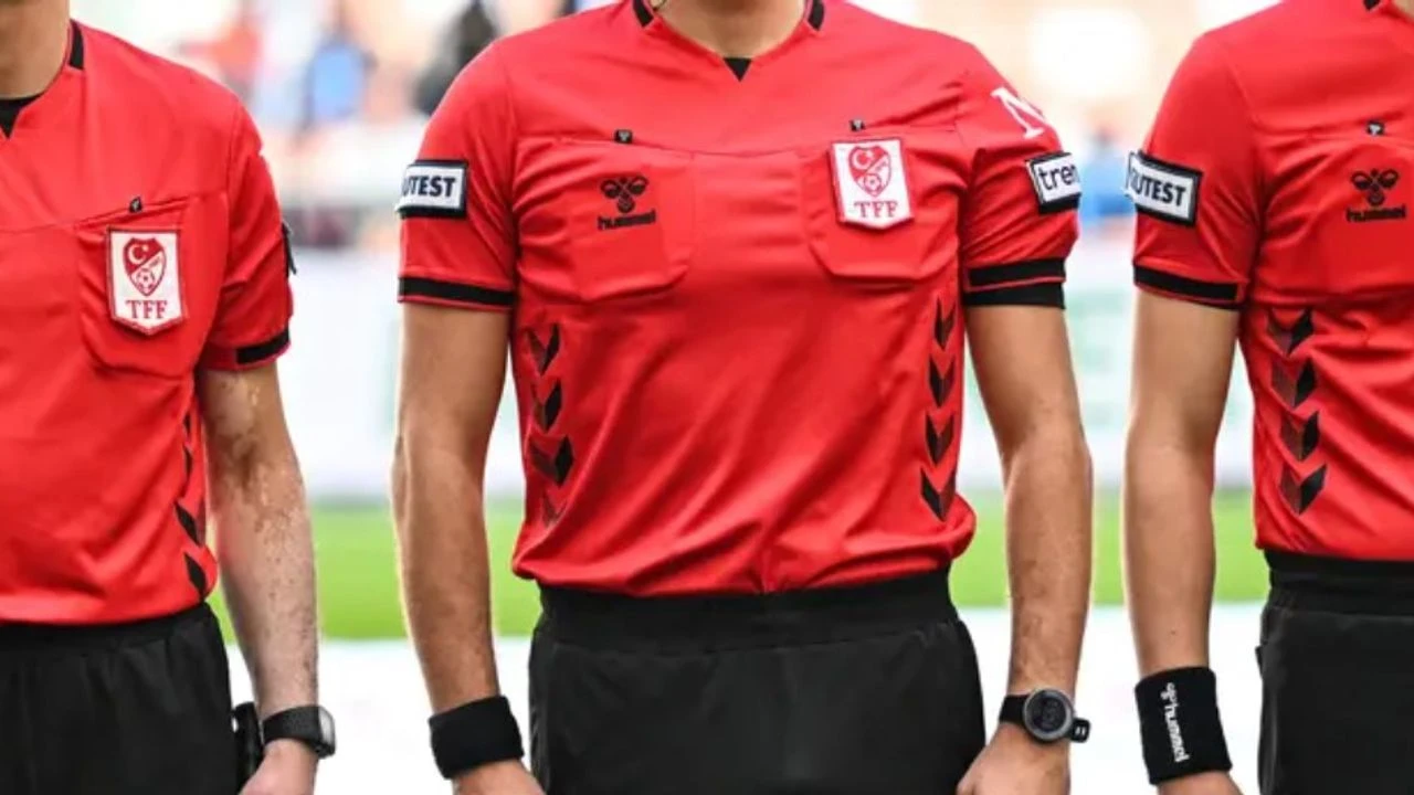 Üst Klasman Yardımcı Hakemi Azem Zorlu
Klasman Yardımcı Hakemi Baran Karaman
Klasman Yardımcı Hakemi Baran Can Durmuş
Klasman Yardımcı Hakemi Batuhan Topçu
Üst Klasman Yardımcı Hakemi Baykal Tuna
Klasman Hakemi Bedirhan Efeakdoğan
Klasman Hakemi Berat Osmancıklı
Klasman Hakemi Berk Sipahi