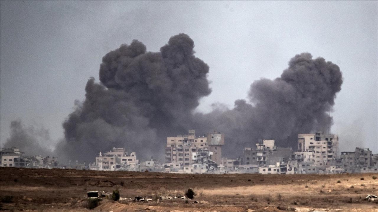 İsrail basını, İsrail ordusunun Gazze Şeridi’nde kontrol ettiği bölgeyi genişletme kararı aldığını, bu kararı ABD ile görüştüğünü ifade etti.