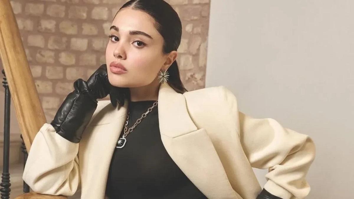 Lizge Cömert (2)